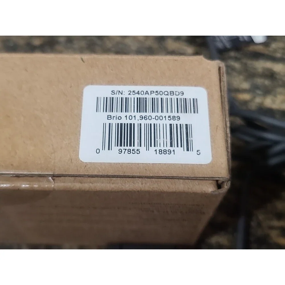 OEM Logitech Brio 101 Full HD 1080p Webcam Made for Meetings Built-in Mic Black
